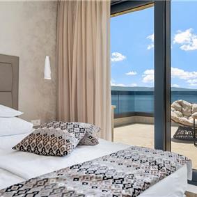 5 bedroom beachfront villa with heated pool near Omis, sleeps 9